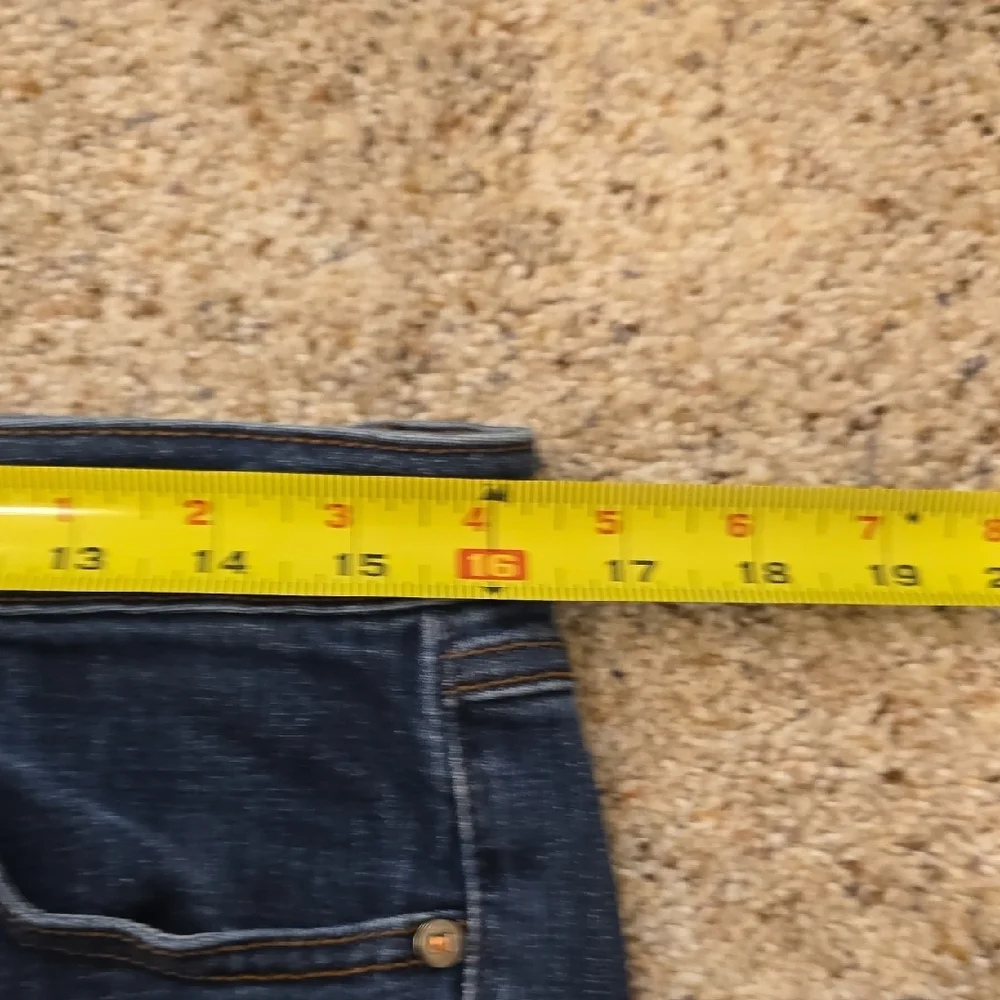 CAbi 5493 Dark Blue Skinny Jeans. Size 8